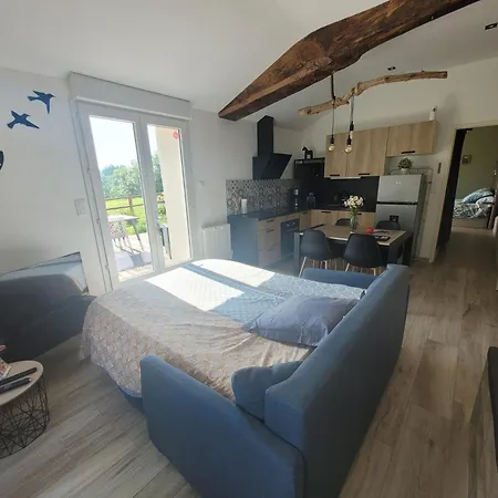 Les Crins Au Bord Du * Dompierre-Sur-Yon