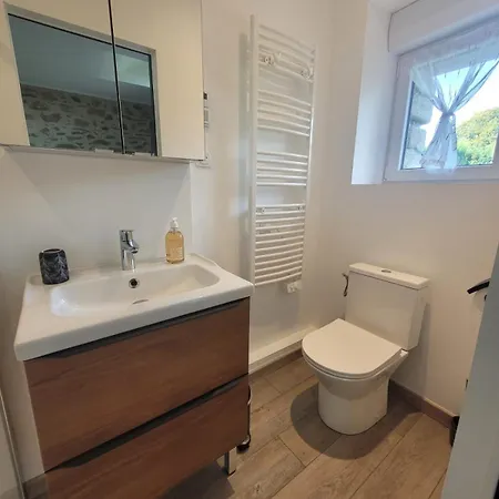 Les Crins Au Bord Du Dompierre-Sur-Yon