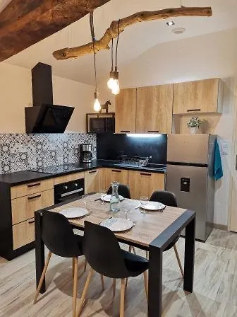 Les Crins Au Bord Du Holiday home